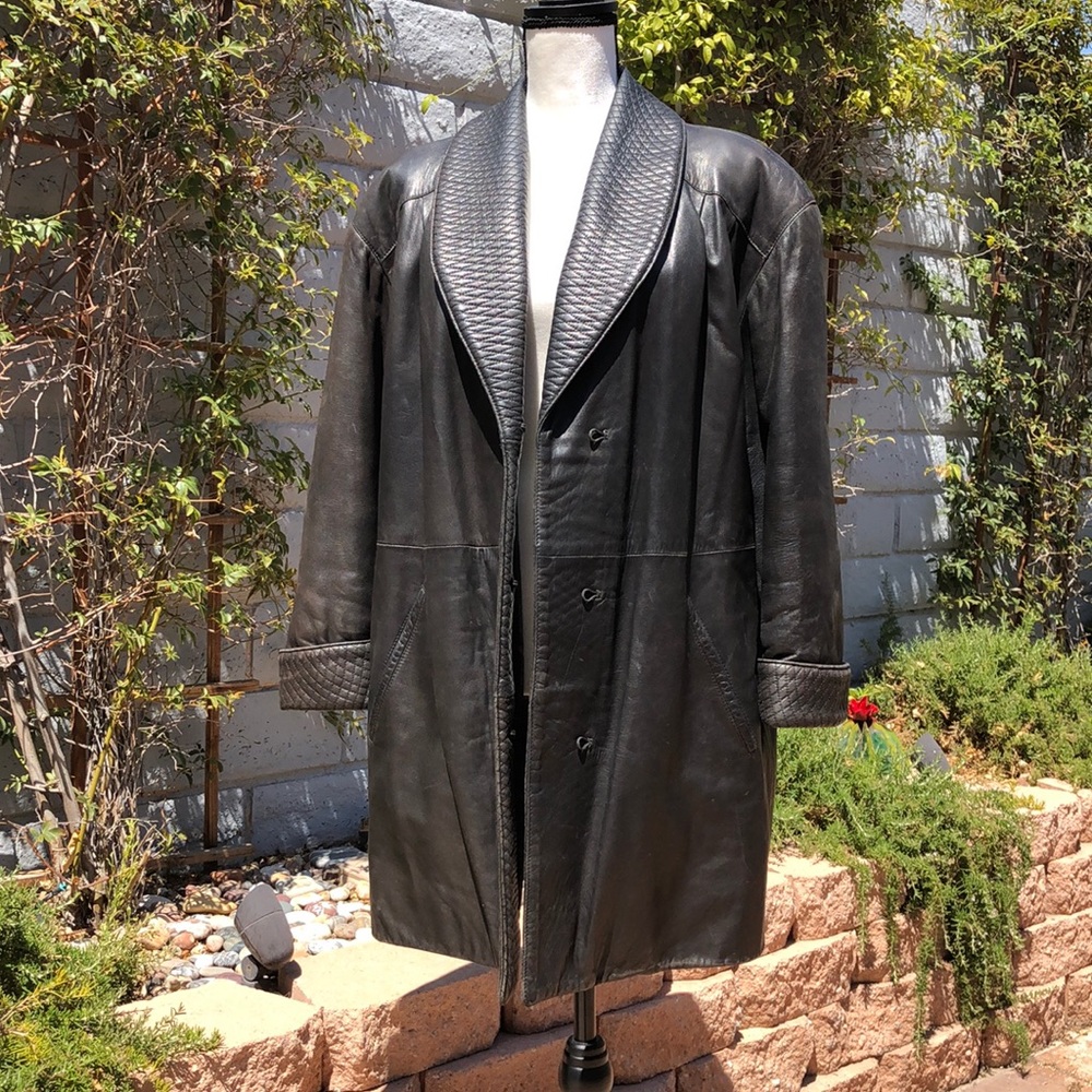 🎉Host Pick🎉Vintage Bally Leather Coat